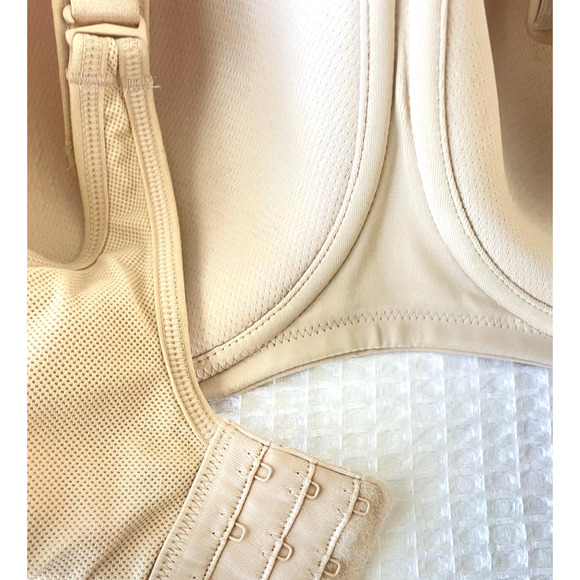 Wacoal Bra Size 36DD Sport Contour Underwire Sand Style 853209 Nude Coolmax - Picture 4 of 4